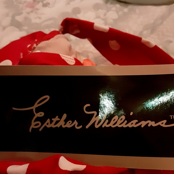 Bathing suit - Picture 2 of 3